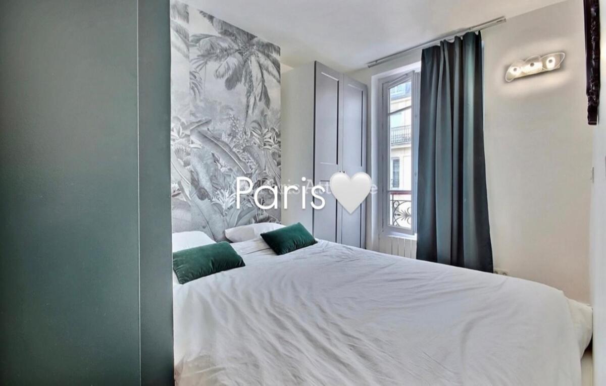 Apartment With !
