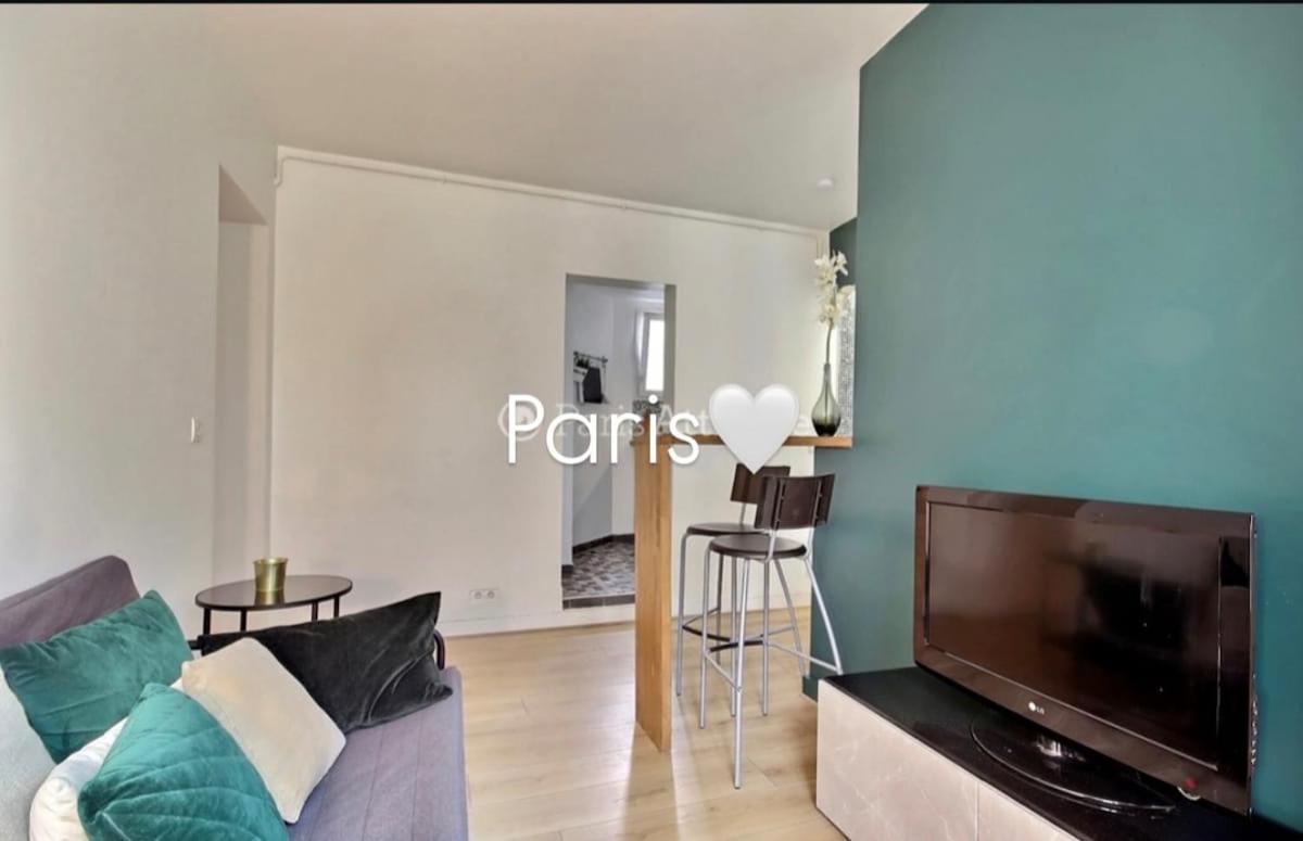 Apartment With !